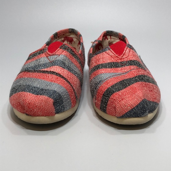 TOMS Women’s shoes size 8 - Picture 2 of 11